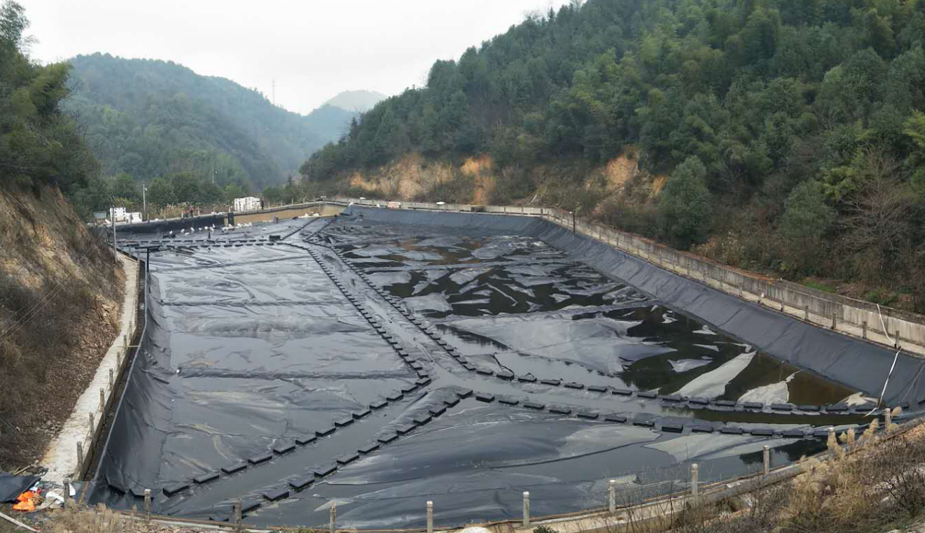 長沙某垃圾填埋場滲濾液調節(jié)池工程