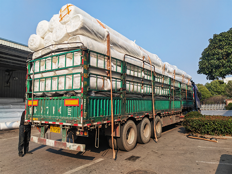 湖南益宏達(dá)新材料有限責(zé)任公司,HDPE、土工布、土工膜、土工格柵、排水網(wǎng)