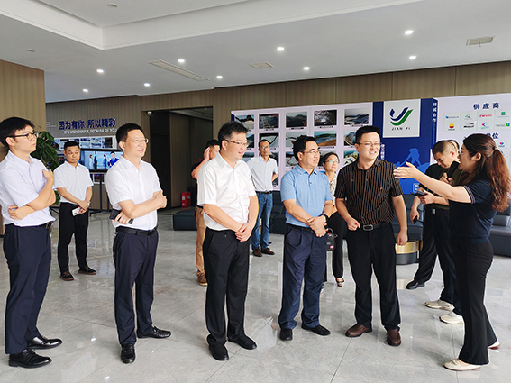 湖南益宏達(dá)新材料有限責(zé)任公司,HDPE、土工布、土工膜、土工格柵、排水網(wǎng)